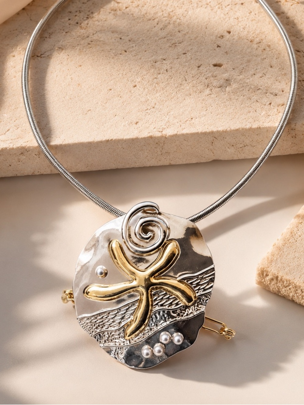 Starfish Pendant Choker Necklace Gold And Silver